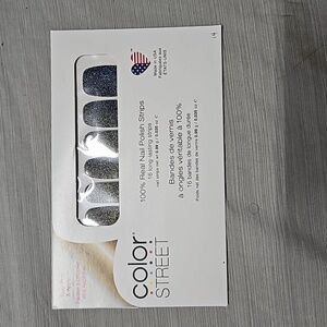 Color Street Nail Strips in 'Soho-ver It'